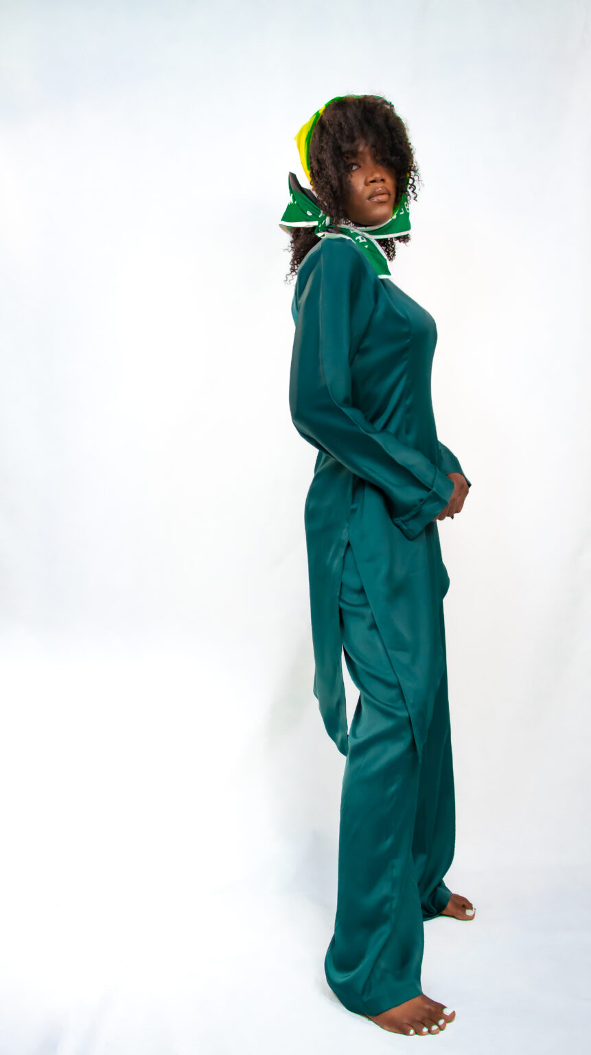 Shanti Two piece - Image 4